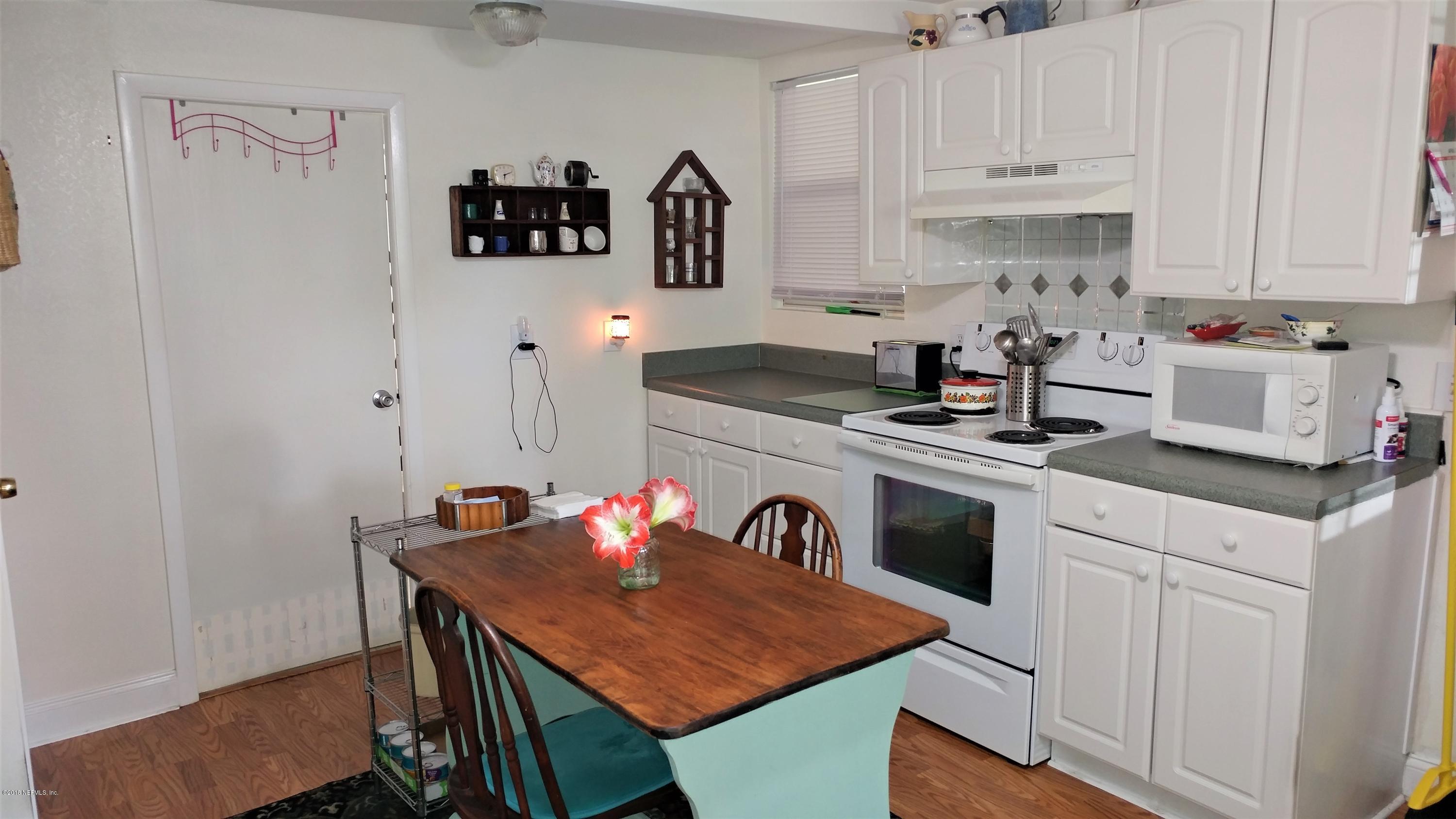 5080 Pinon Road Keystone Heights, FL 32656 - Photo 6 of 18 kitchen 3