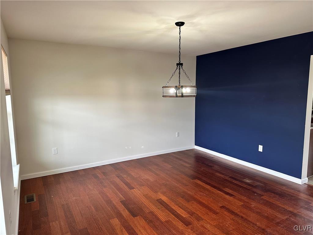 264 Johnson Road Bangor, PA 18013 - Photo 7 of 35 Dining Room