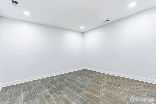 $1,995,000 | 4 Hemlock Drive, Edison, NJ 08820