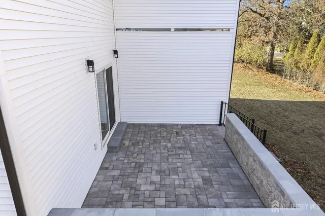 $1,995,000 | 4 Hemlock Drive, Edison, NJ 08820