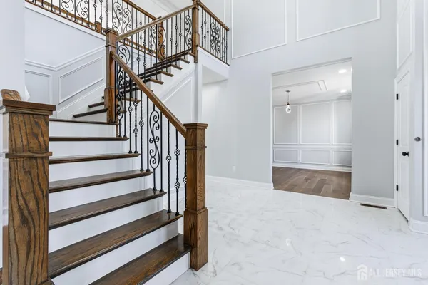 a view of empty room with windows