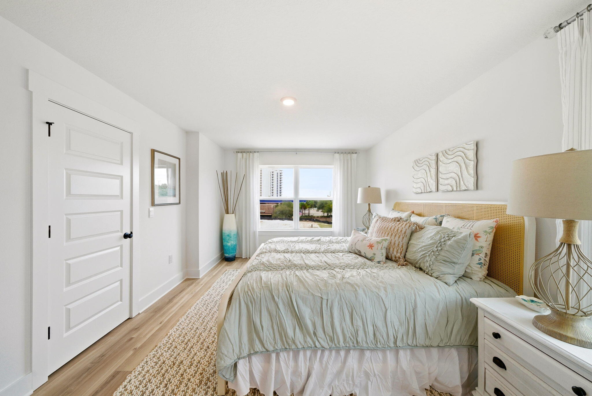 105 Foxtail Way, Unit 58 Destin, FL 32541 - Photo 14 of 21 a bedroom with a bed and a window
