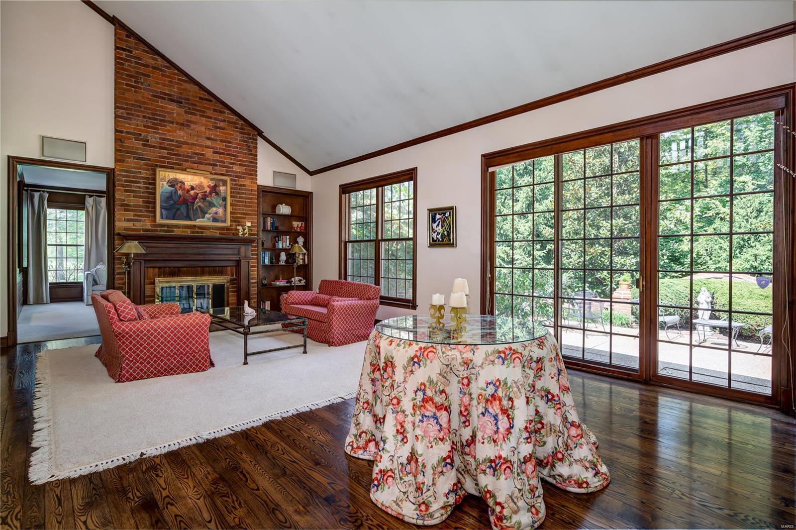 1240 Lay Road St. Louis, MO 63124 - Photo 6 of 55