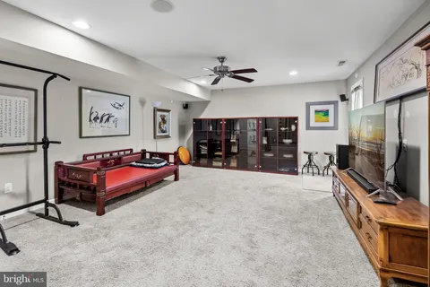 $419,000 | 129 Helen Drive, Cinnaminson, NJ 08077