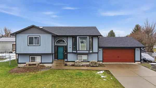 $725,000 | 25421 East Joseph Avenue, Newman Lake, WA 99025