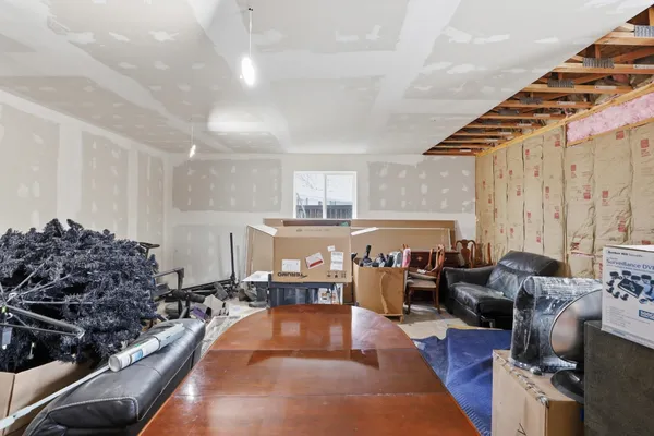 $725,000 | 25421 East Joseph Avenue, Newman Lake, WA 99025