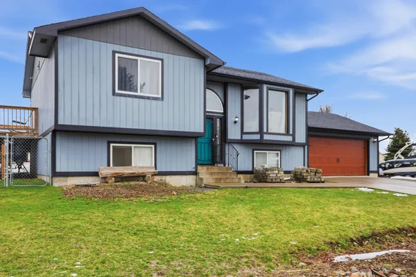 $725,000 | 25421 East Joseph Avenue, Newman Lake, WA 99025