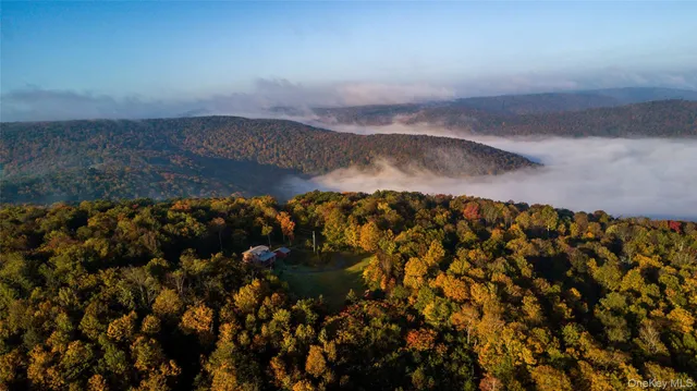 a view of sky from balcony