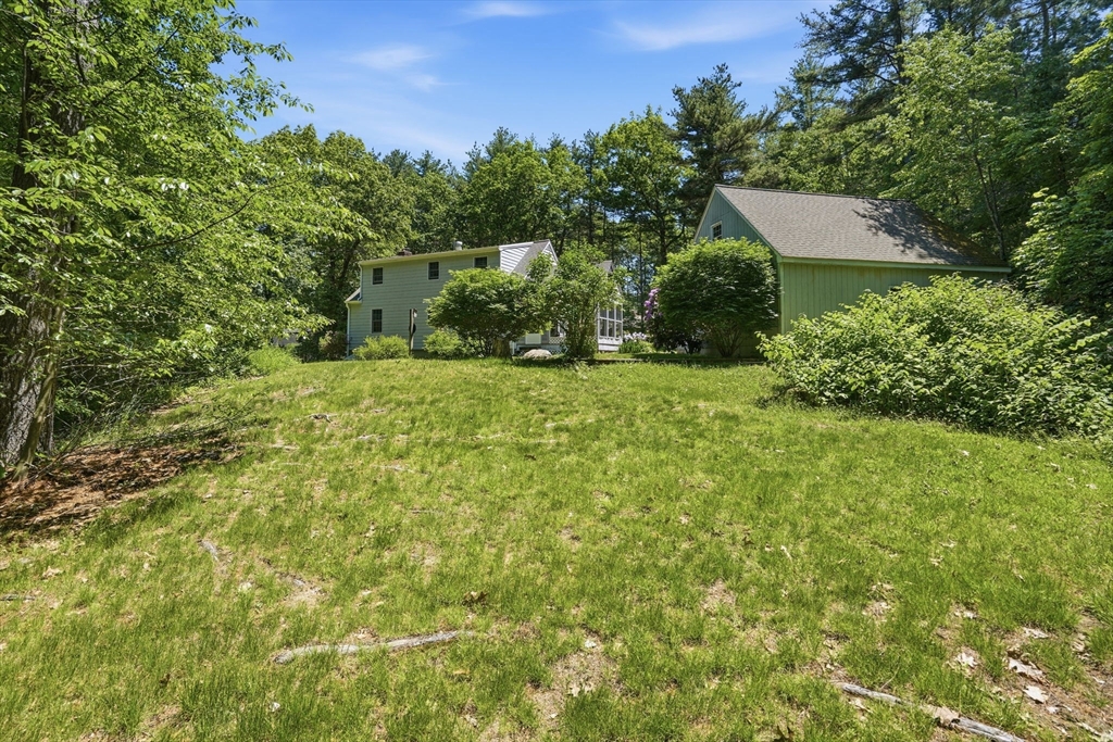 33 Cold Spring Road Westford, MA 01886 - Photo 9 of 42