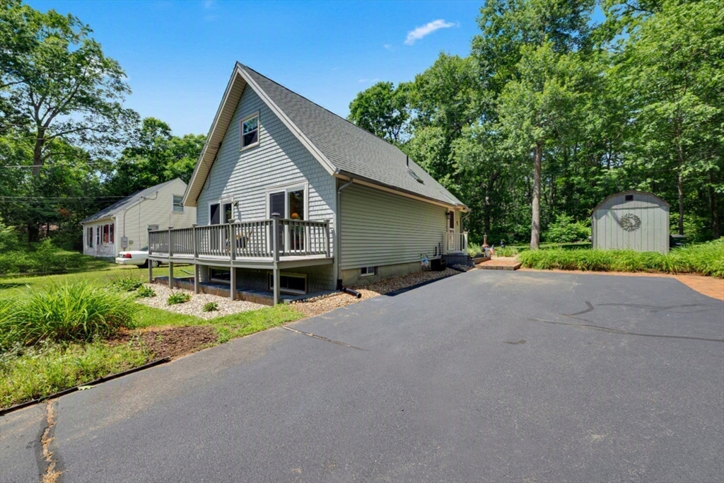 47 Horseshoe Circle Ware, MA 01082 - Photo 3 of 37 a view of house with outdoor space and street view