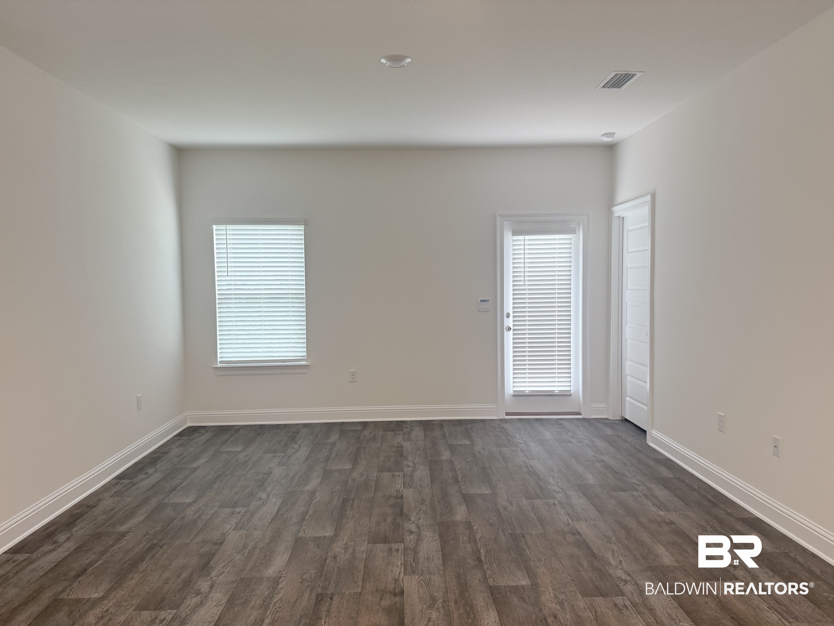13824 Shea Circle Foley, AL 36535 - Photo 8 of 19 Gallery Image 8