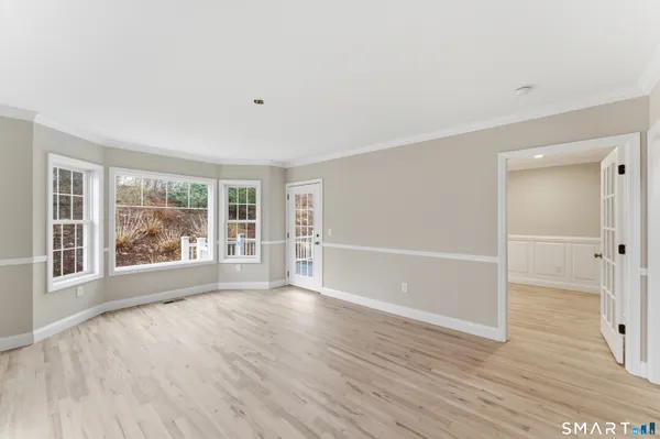 $579,000 | 53 Grassy Plain Street, Unit B5, Bethel, CT 06801