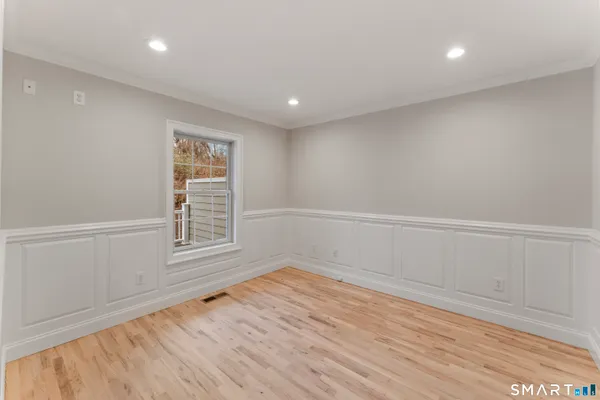$579,000 | 53 Grassy Plain Street, Unit B5, Bethel, CT 06801