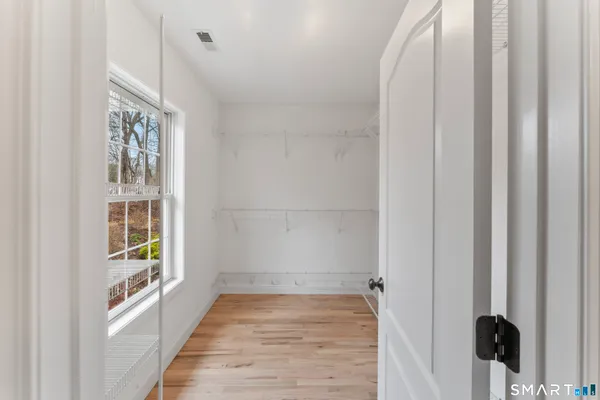 $579,000 | 53 Grassy Plain Street, Unit B5, Bethel, CT 06801