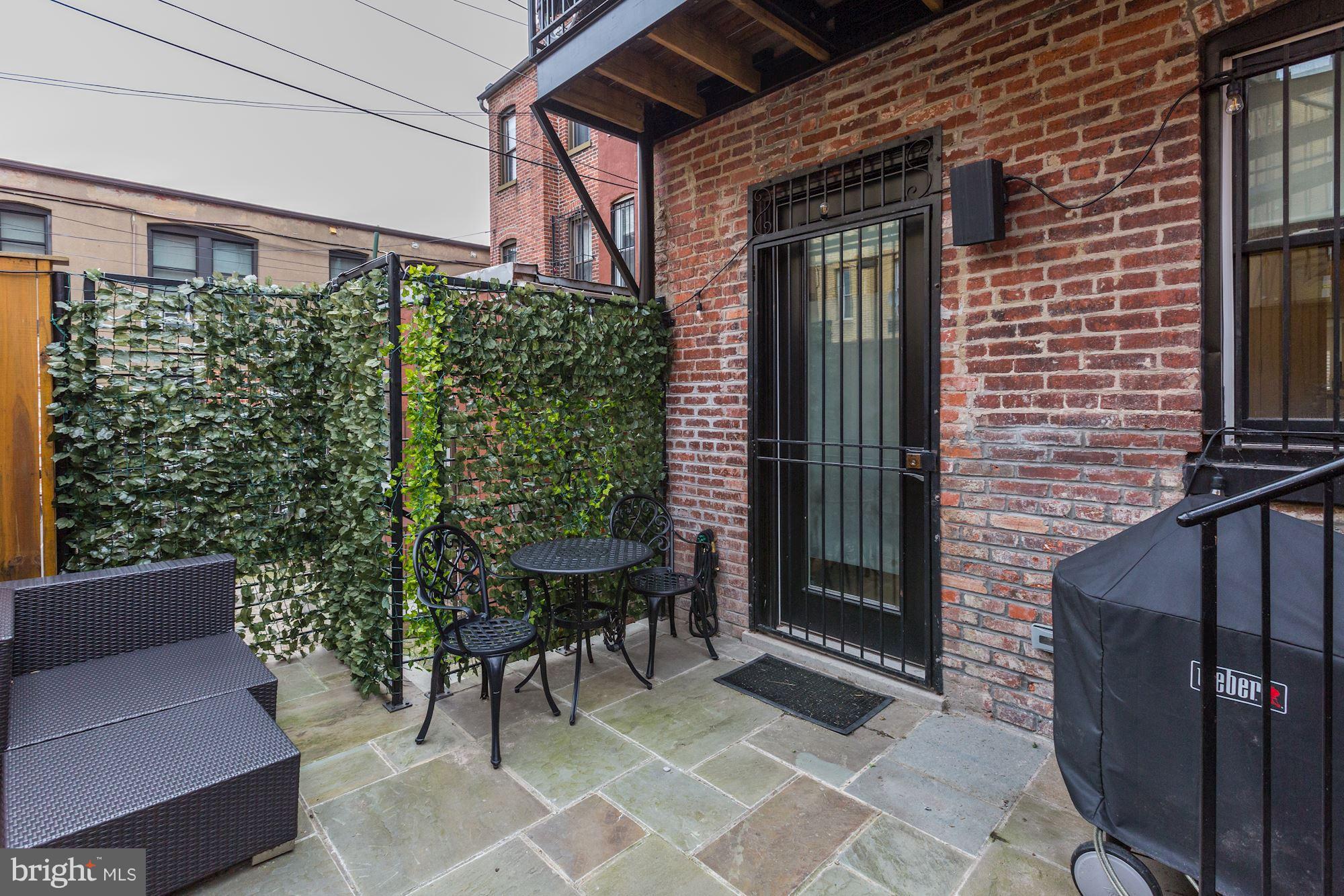 1817 Vernon Street Northwest, Unit 2 Washington, DC 20009 - Photo 21 of 24 Outdoor patio - perfect for entertaining!