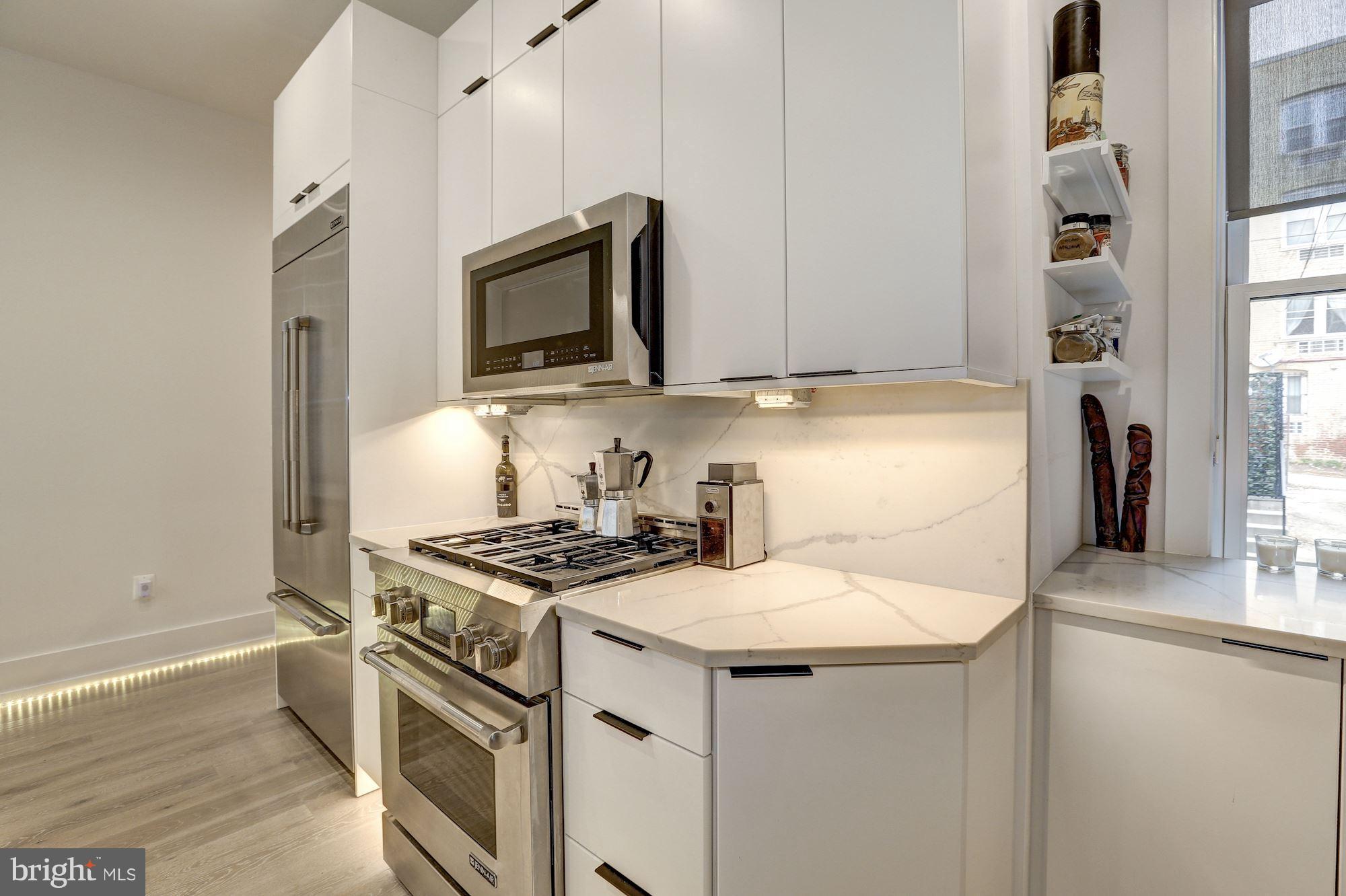 1817 Vernon Street Northwest, Unit 2 Washington, DC 20009 - Photo 9 of 24 High-end appliances