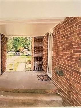 220 West Roberts Road Indianapolis, IN 46217 - Photo 3 of 26 Gallery Image 3