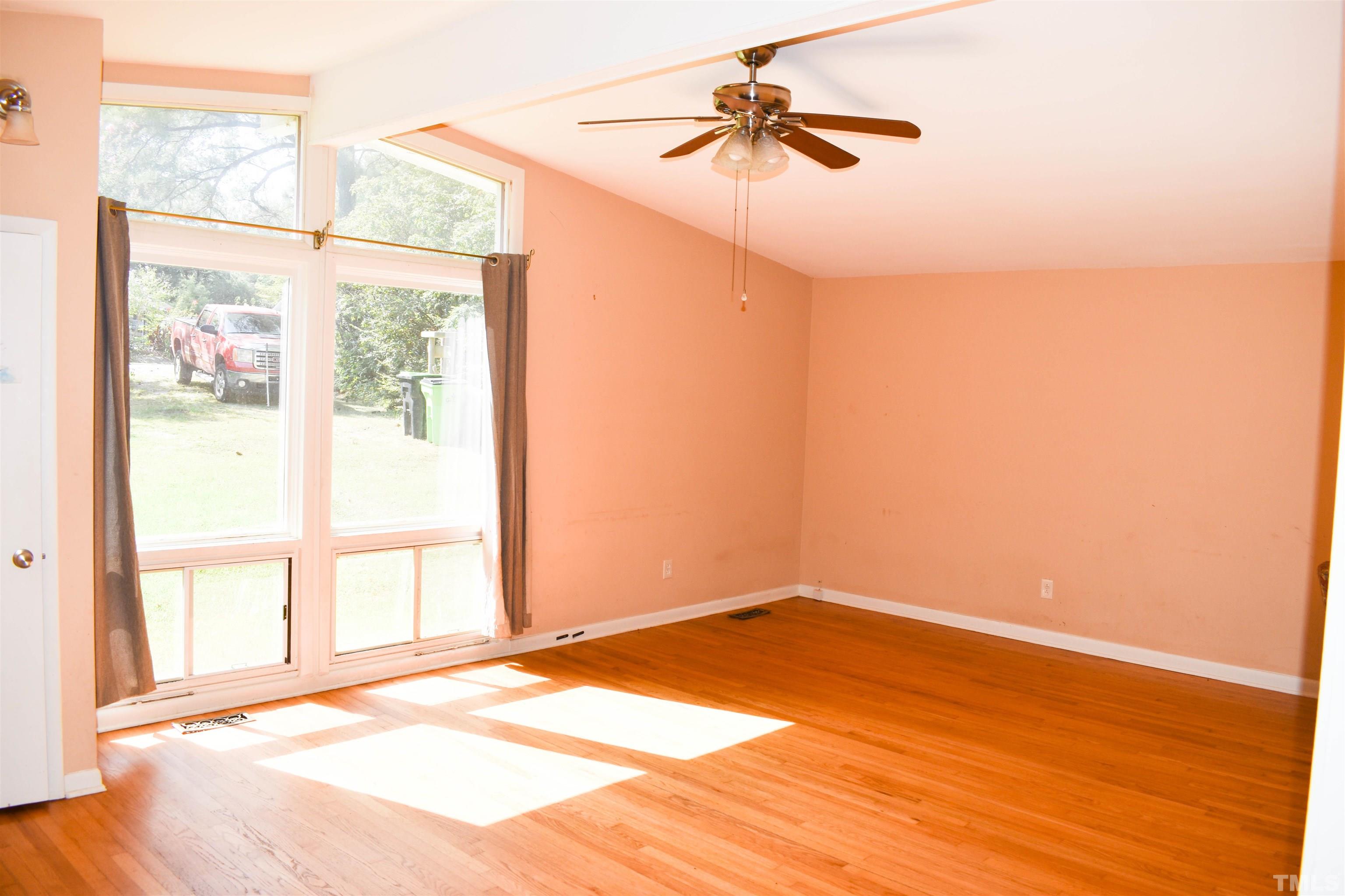 2741 Campbell Road Raleigh, NC 27606 - Photo 6 of 22 Gallery Image 6