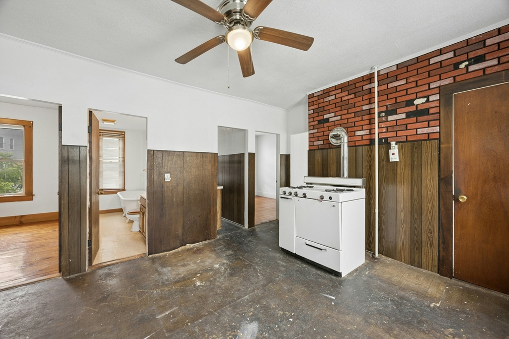 188 Vernon Street Worcester, MA 01607 - Photo 22 of 42
