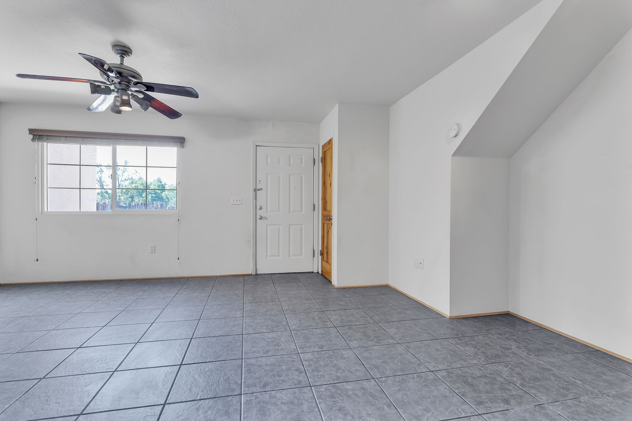2210 Miguel Chavez Road, Unit 113 Santa Fe, NM 87505 - Photo 26 of 30