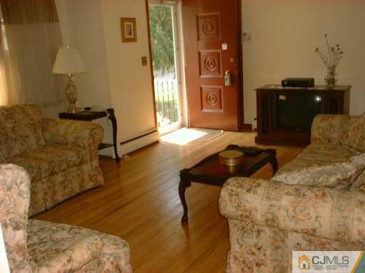 151 Rutherford Avenue Woodbridge, NJ 07095 - Photo 8 of 8 Gallery Image 8