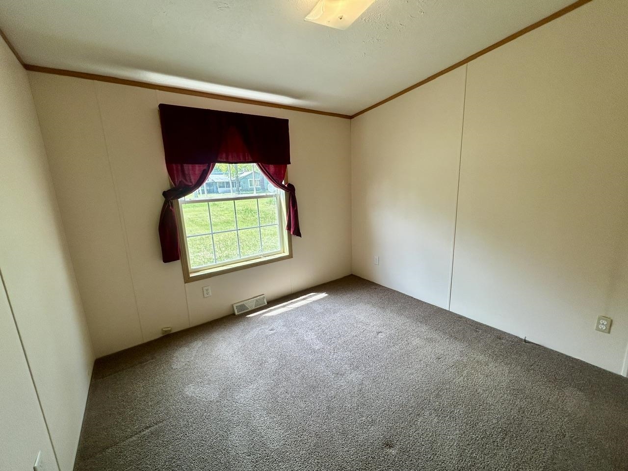 6320 Elk Lake Road Gladwin, MI 48624 - Photo 11 of 19
