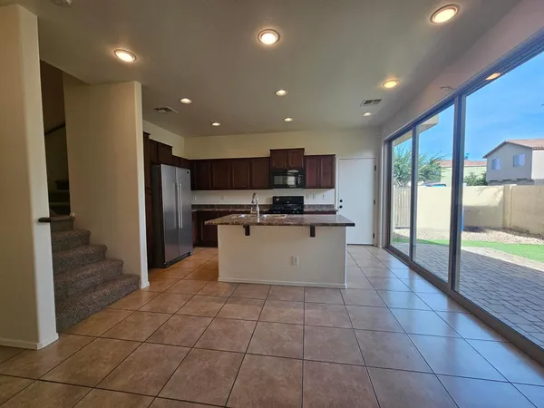 $2,350 | 3542 South Posse Trail, Gilbert, AZ 85297