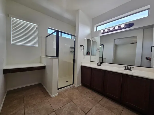 $2,350 | 3542 South Posse Trail, Gilbert, AZ 85297