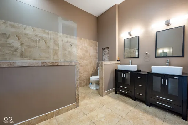 $3,000 | 12 East Washington Street, Unit 201, Greencastle, IN 46135