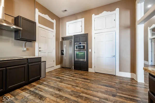 $3,000 | 12 East Washington Street, Unit 201, Greencastle, IN 46135