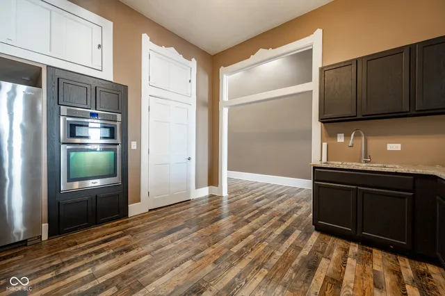 $3,000 | 12 East Washington Street, Unit 201, Greencastle, IN 46135