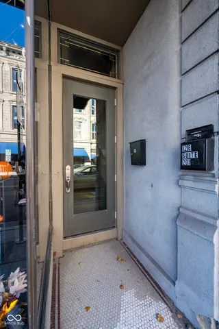 $3,000 | 12 East Washington Street, Unit 201, Greencastle, IN 46135