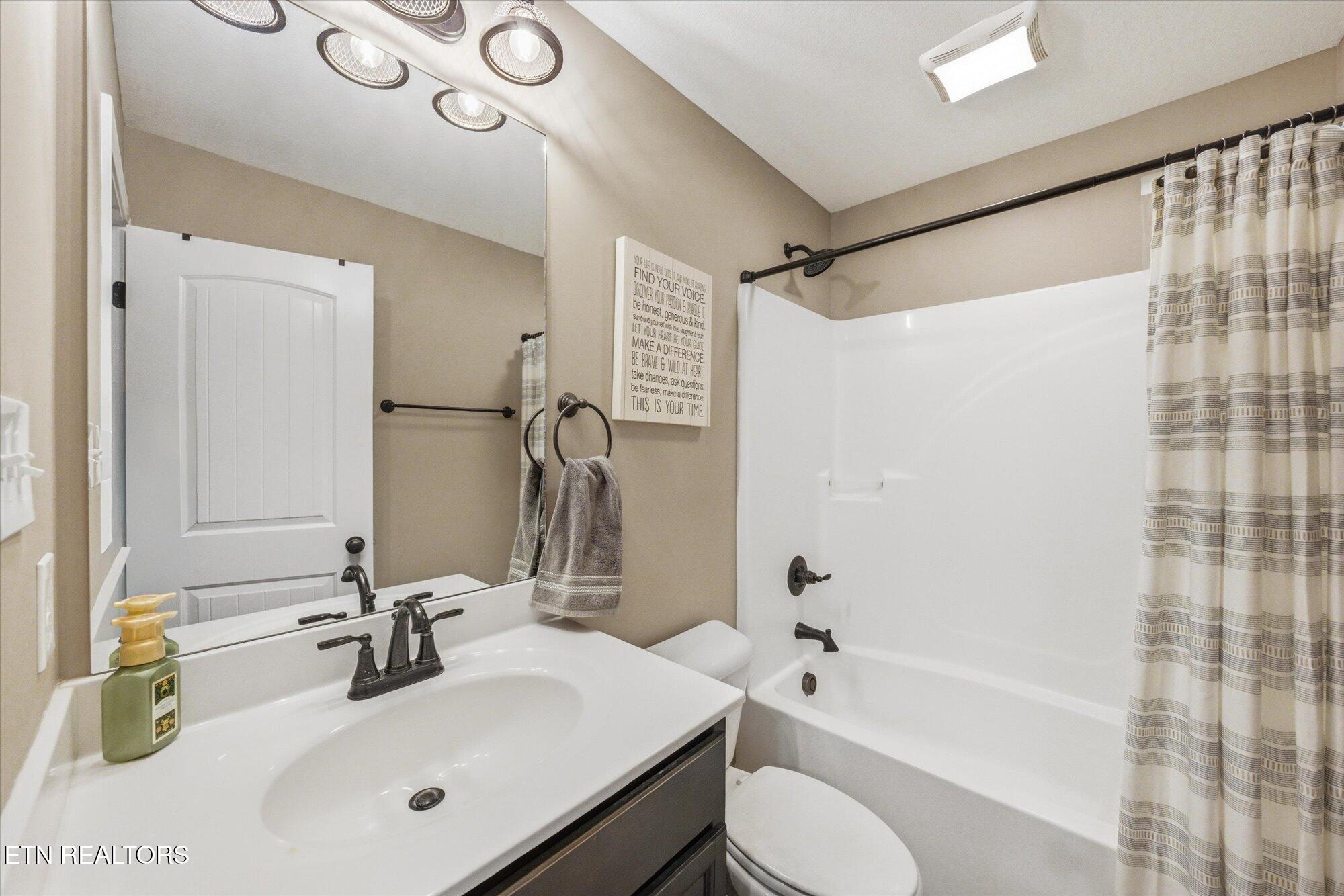 7983 Poplar Grove Lane Powell, TN 37849 - Photo 18 of 32 18-7983-Poplar-Grv-Ln-Powell-TN-18