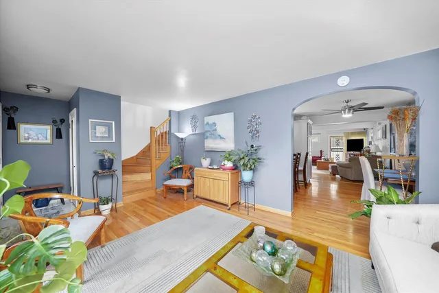 $199,999 | 14214 South Parnell Avenue, Riverdale, IL 60827