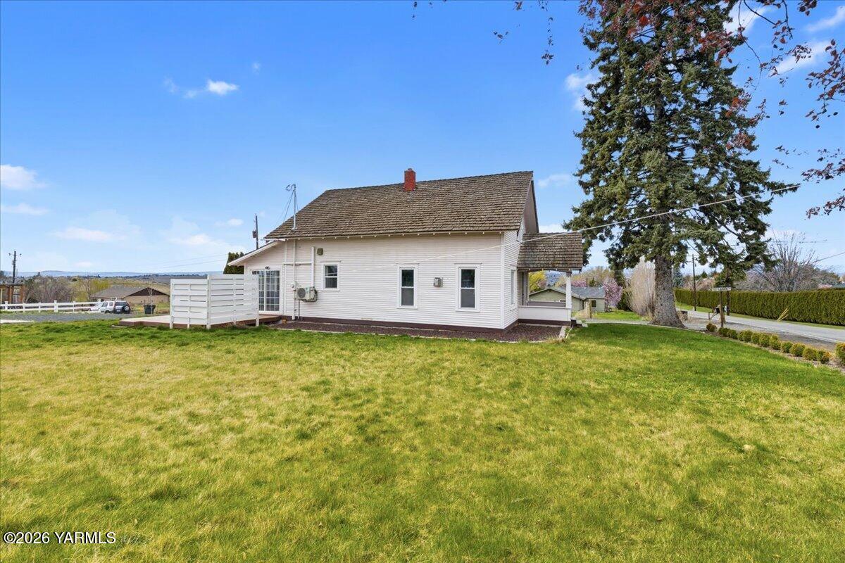 740 Mapleway Road Selah, WA 98942 - Photo 30 of 40 25-IMGL9005