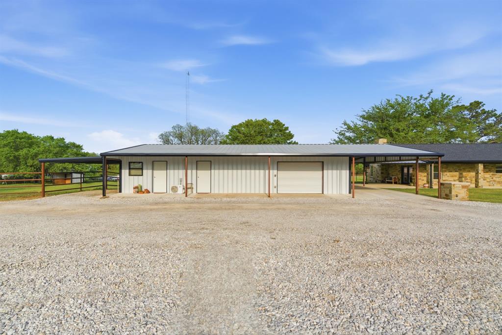 187 County Road 4195 Decatur, TX 76234 - Photo 29 of 40