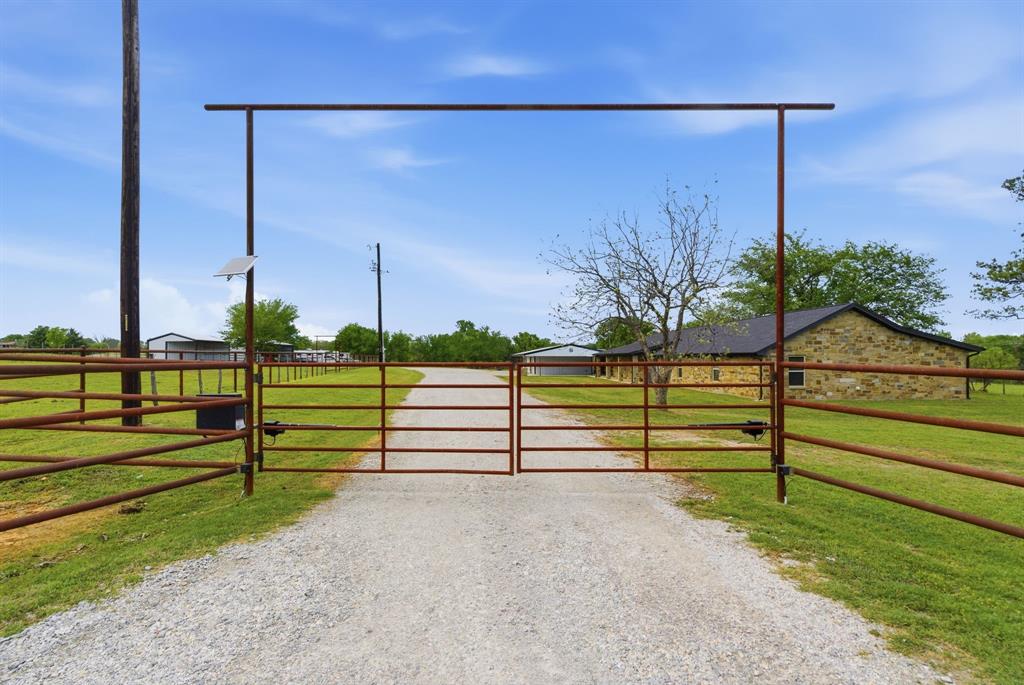187 County Road 4195 Decatur, TX 76234 - Photo 39 of 40
