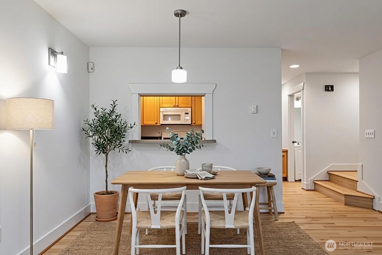 910 North 74th Street Seattle, WA 98103 - Photo 11 of 23