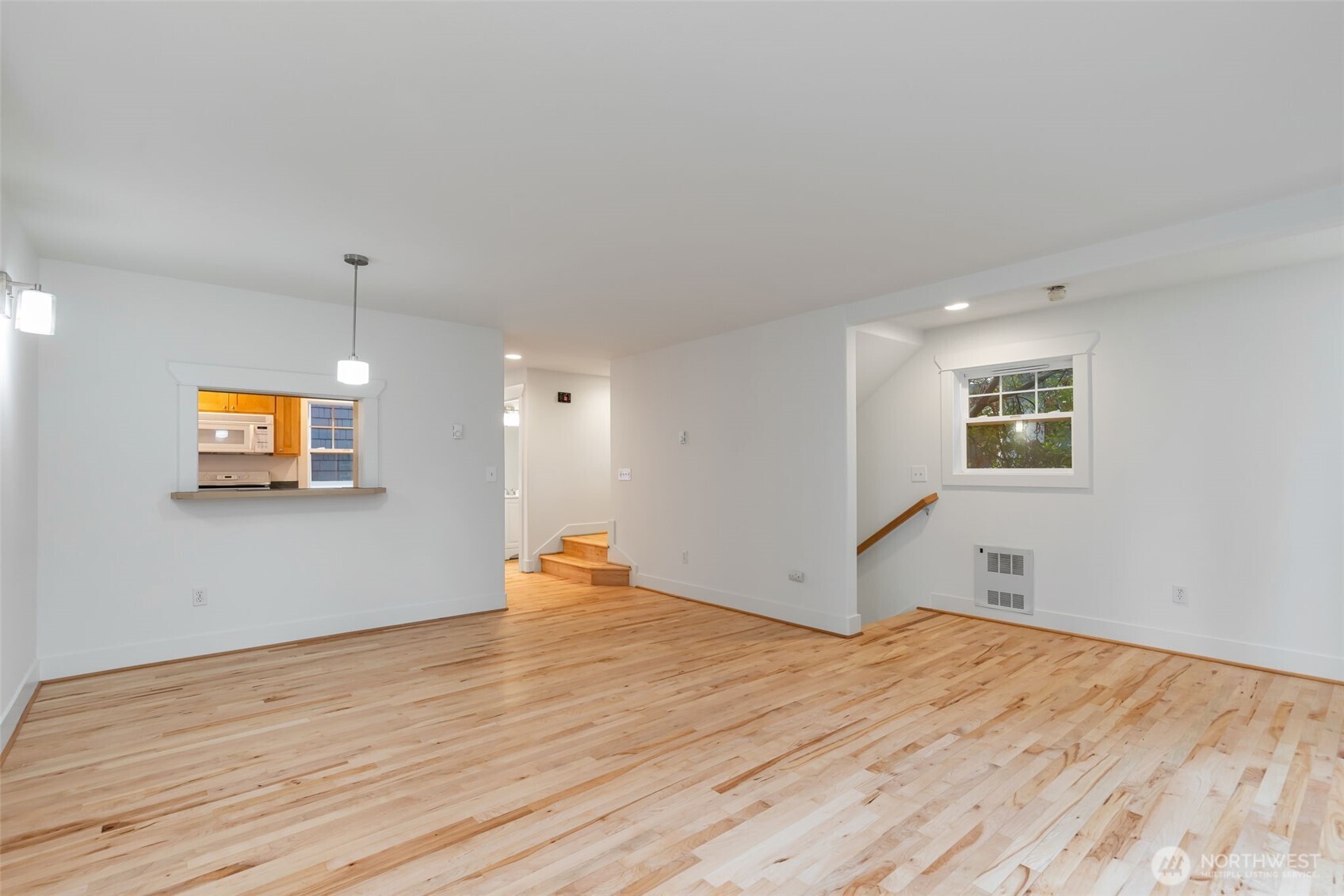 910 North 74th Street Seattle, WA 98103 - Photo 12 of 23