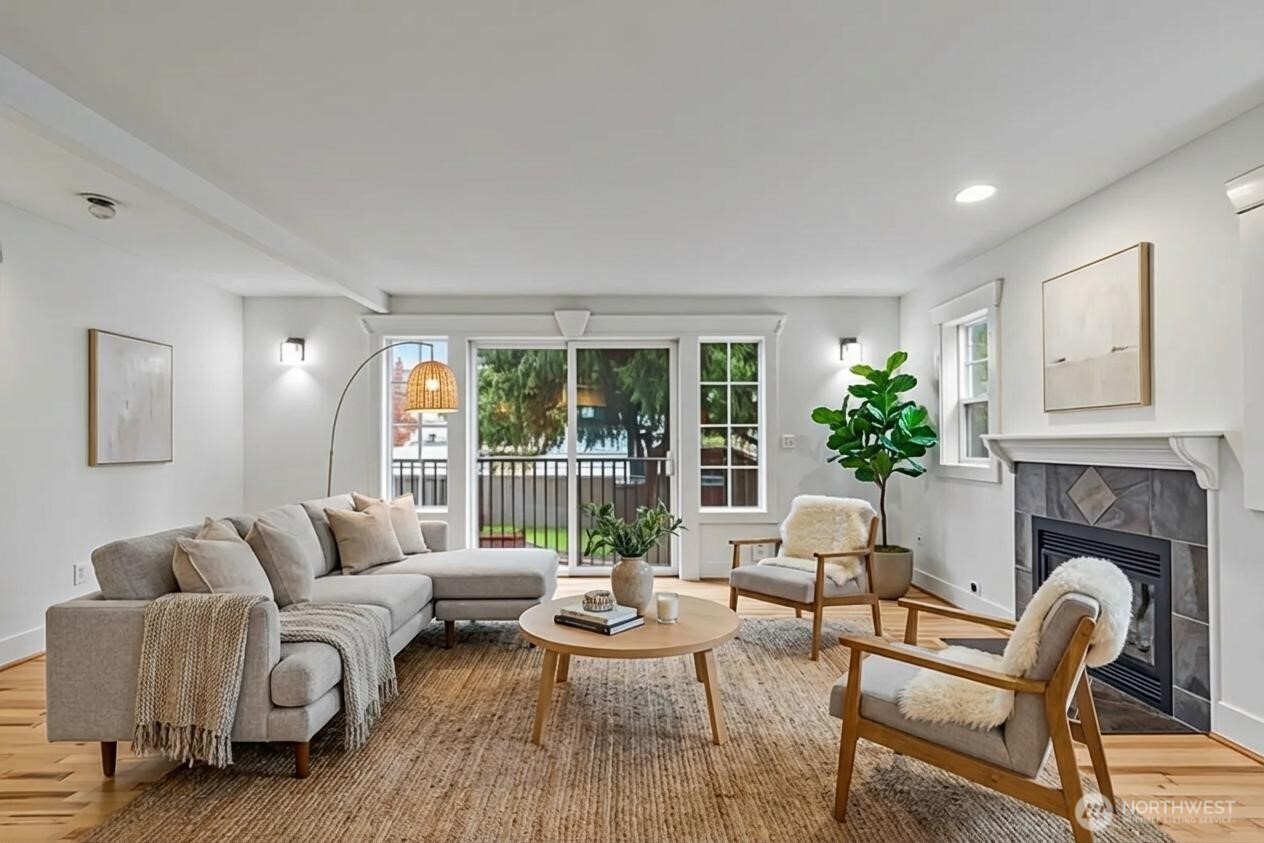 910 North 74th Street Seattle, WA 98103 - Photo 8 of 23