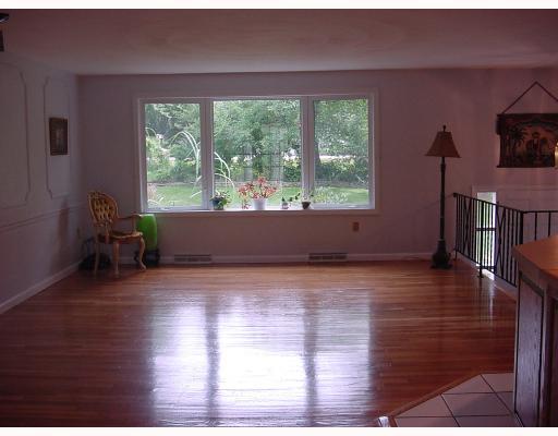 132 Rawlins Run Road Pittsburgh, PA 15238 - Photo 3 of 8 Living Room.