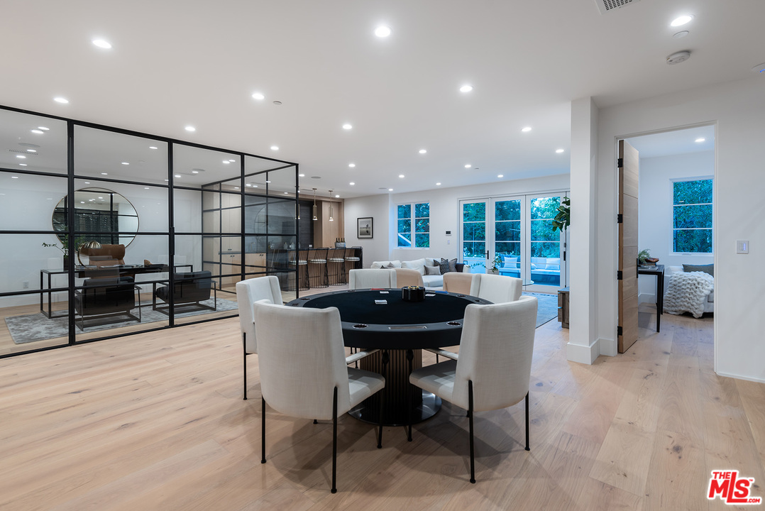 5716 Jed Smith Road Hidden Hills, CA 91302 - Photo 27 of 53