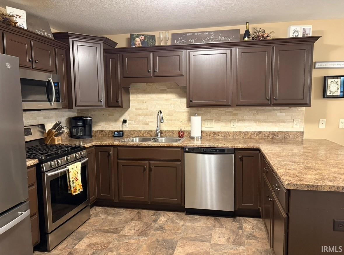 2541 Hogans Alley Decatur, IN 46733 - Photo 13 of 22