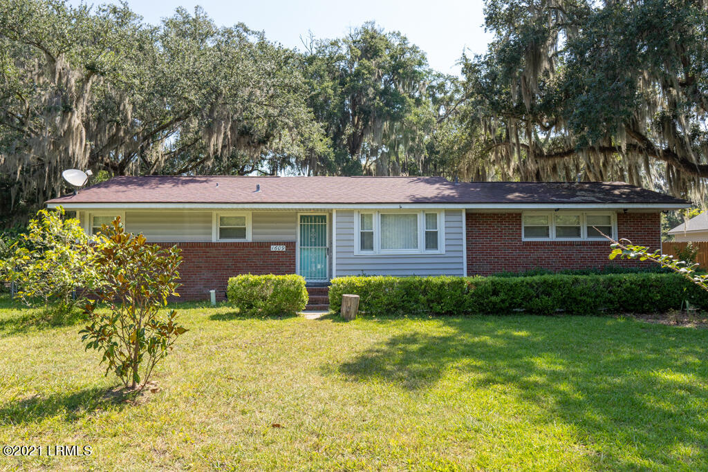 1609 State Rd S-7-424 Beaufort, SC 29902 - Photo 3 of 49 DSC09077