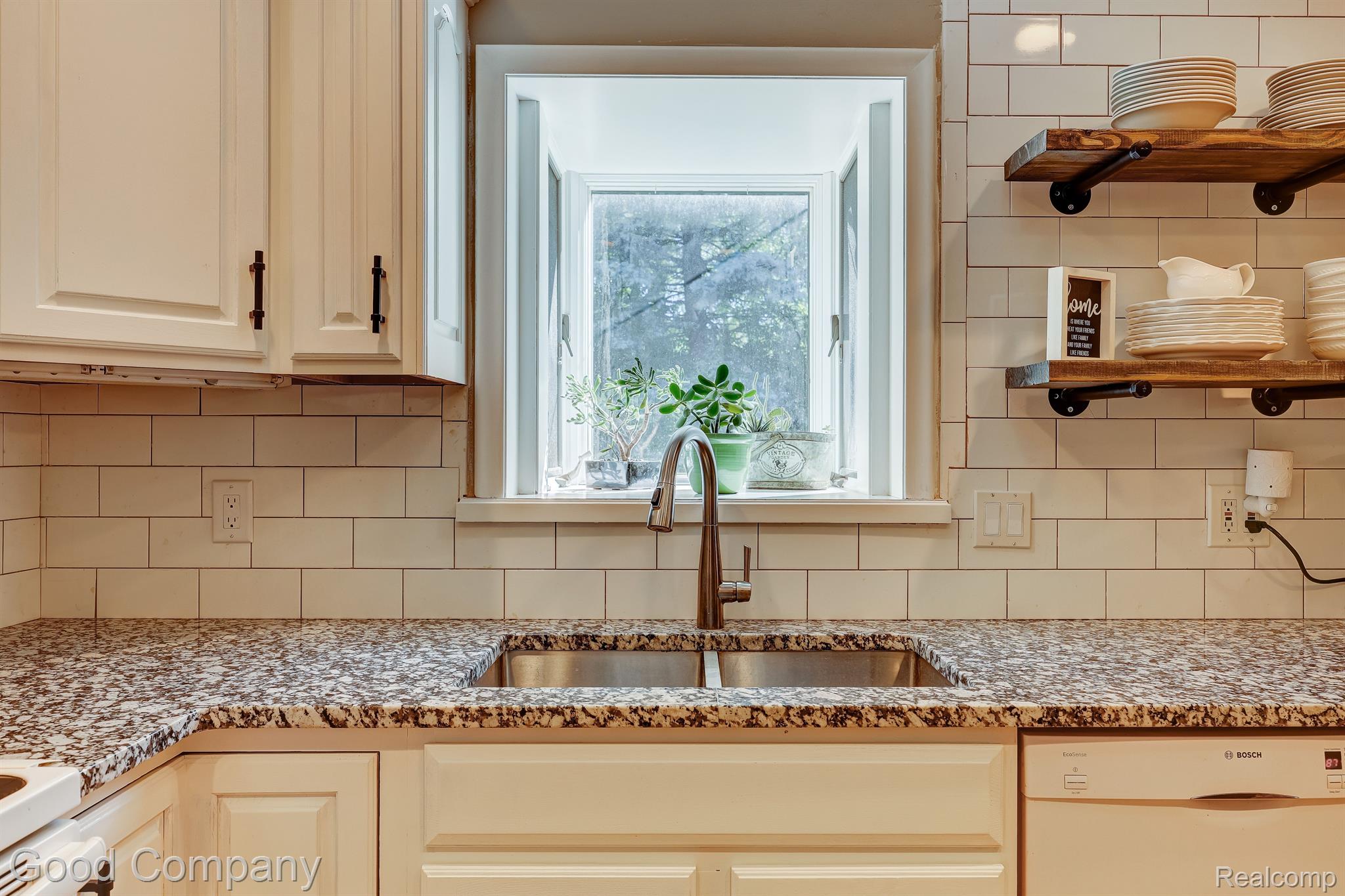 1737 Braemar Road Oakland, MI 48363 - Photo 18 of 58 Gallery Image 18