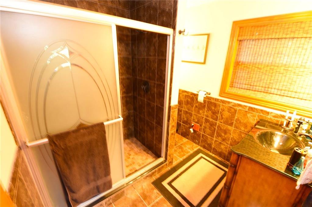 809 West Banta Road Indianapolis, IN 46217 - Photo 8 of 23 Gallery Image 8