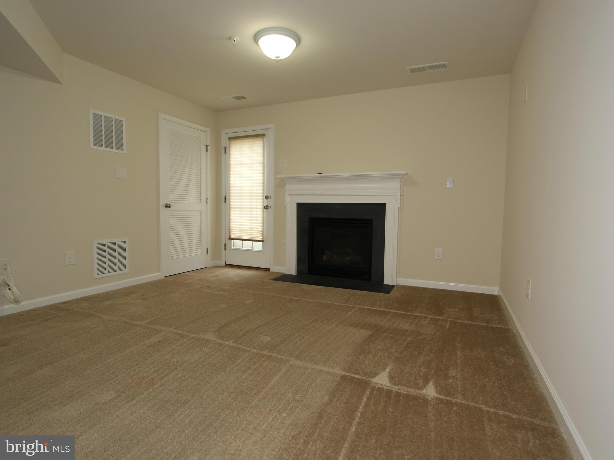 2050 Spring Run Circle Frederick, MD 21702 - Photo 14 of 21 Awesome Family Room
