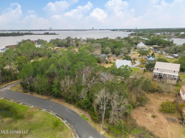 $46,900 | 6205 Hermosa Drive, Ocean Springs, MS 39564