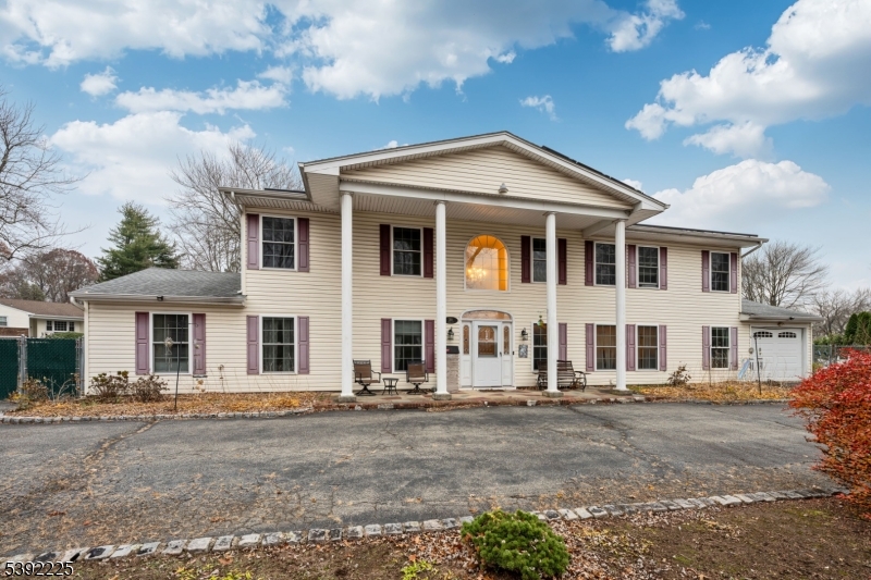 255 Knoll Road Lake Hiawatha, NJ 07034 - Photo 1 of 32 a front view of a house with a yard
