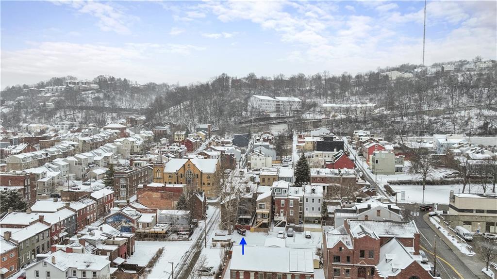 111 Hemlock Street Pittsburgh, PA 15212 - Photo 47 of 50 Minutes to Downtown Pittsburgh, the stadiums, Casino, Allegheny General Hospital, North Side coffee shops and more!